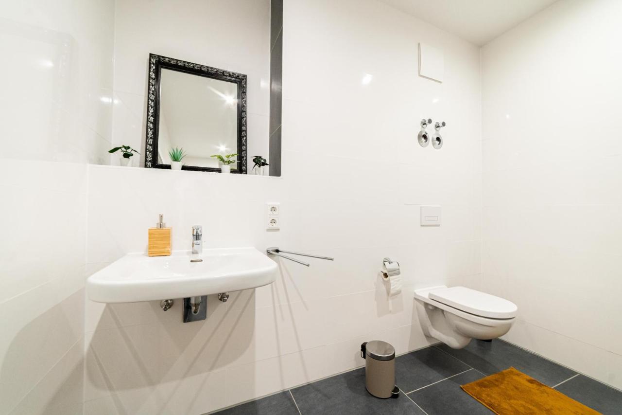 Апартаменты Fullhouse - Dresden - A6 - Washing Machine - Terrace - Nespresso Экстерьер фото